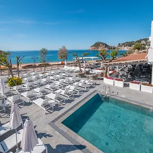https://hotel-mar-menuda.topcostabravahotels.com